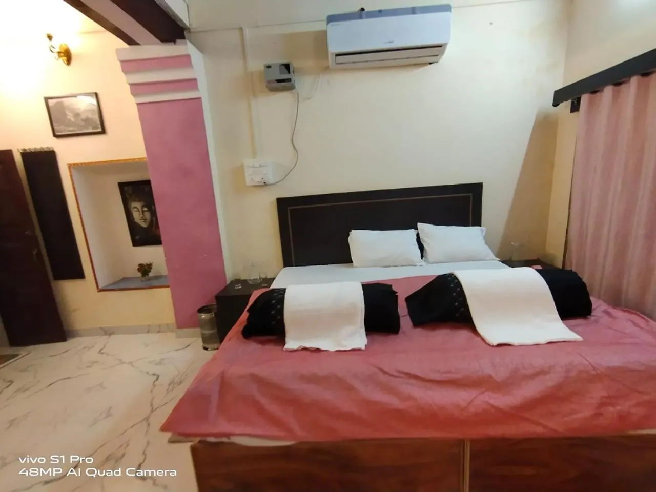 Home Stay Suraj Inn Варанаси Апартаменты